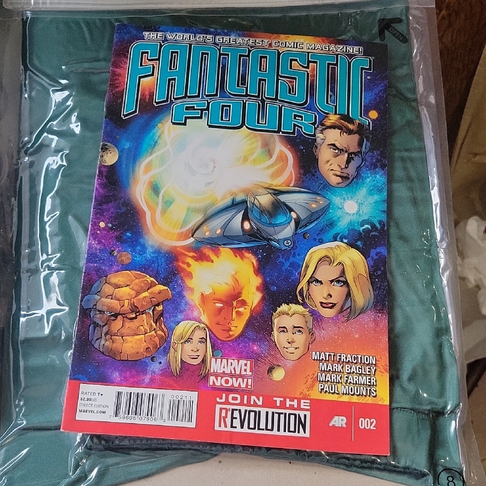 Marvel Fantastic Four Comic with Blue and Green Cover